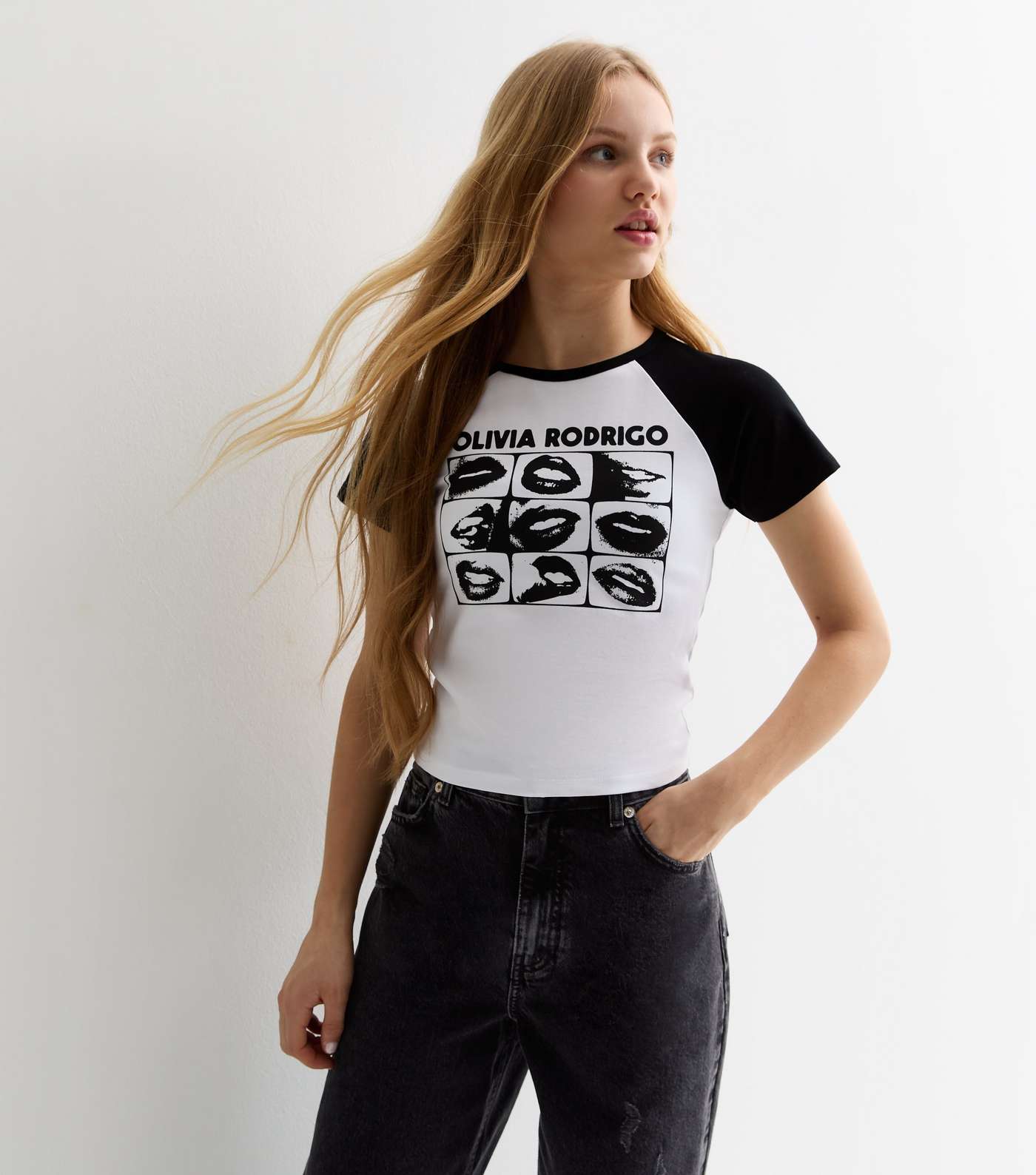 Girls Black Raglan Olivia Rodrigo Print T-Shirt Image 3
