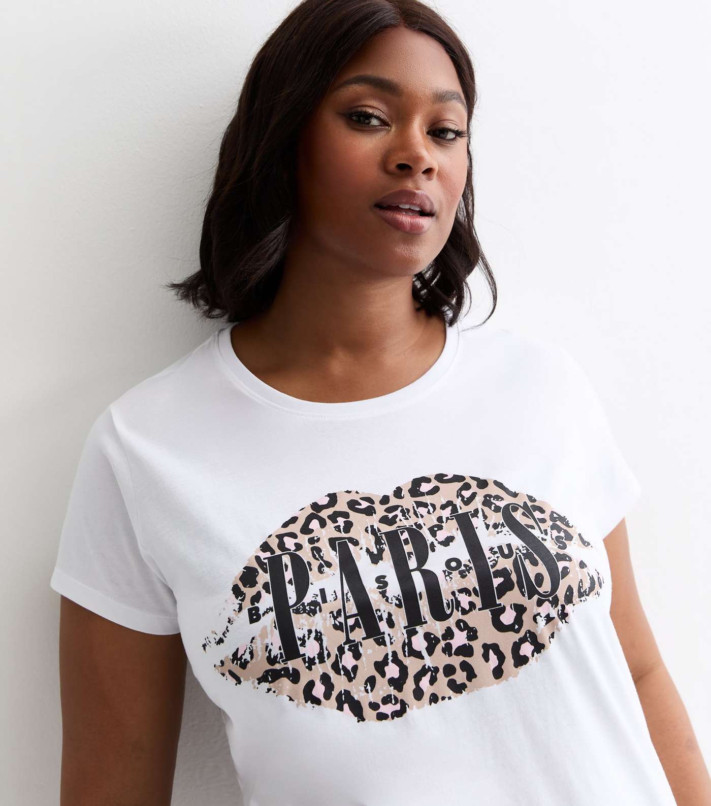 Curves White Cotton Paris Leopard Lips Print T-Shirt Image 2