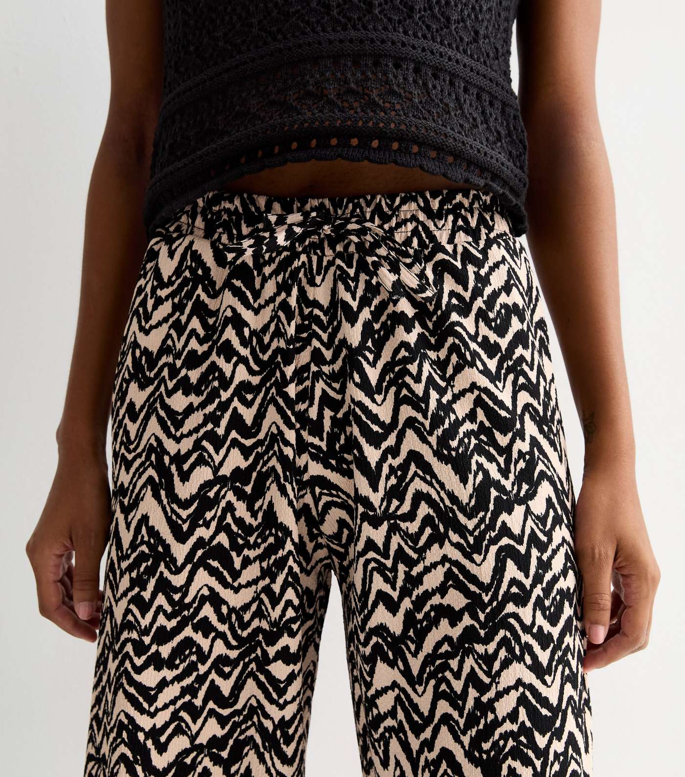 Black Crinkle Stretch Abstract Print Trousers  Image 2