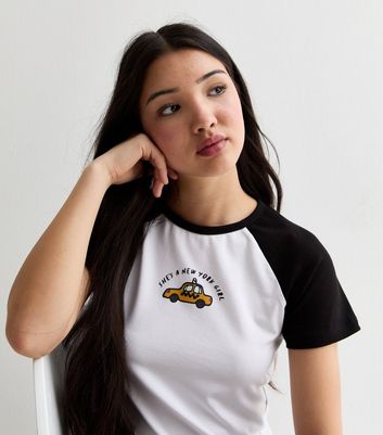 Black and white t shirt girls best sale