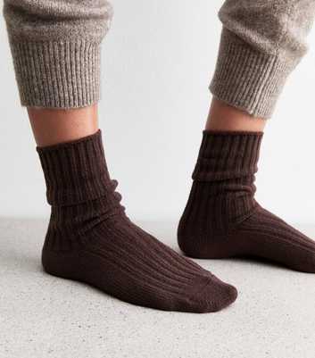 Dark Brown Ribbed Stretch Knit Lounge Socks