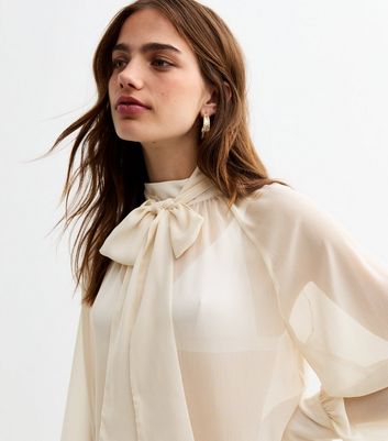 Off White Chiffon Bow Collar Blouse New Look