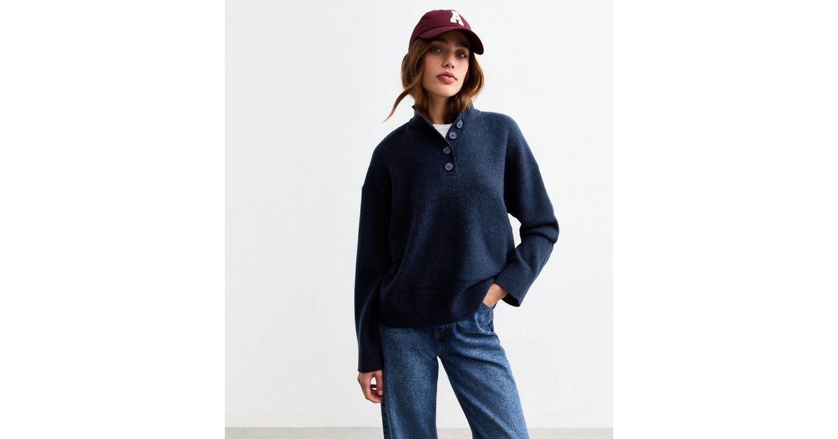 Button-Up High-Neck Knit Tops_BDHL7851