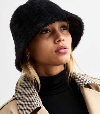 Black Faux Fur Bucket Hat