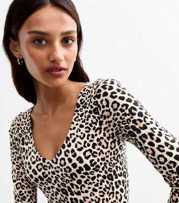 Brown Leopard Print V-Neck Bodysuit