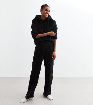 Tall Black Fluffy Long Pyjama Joggers New Look