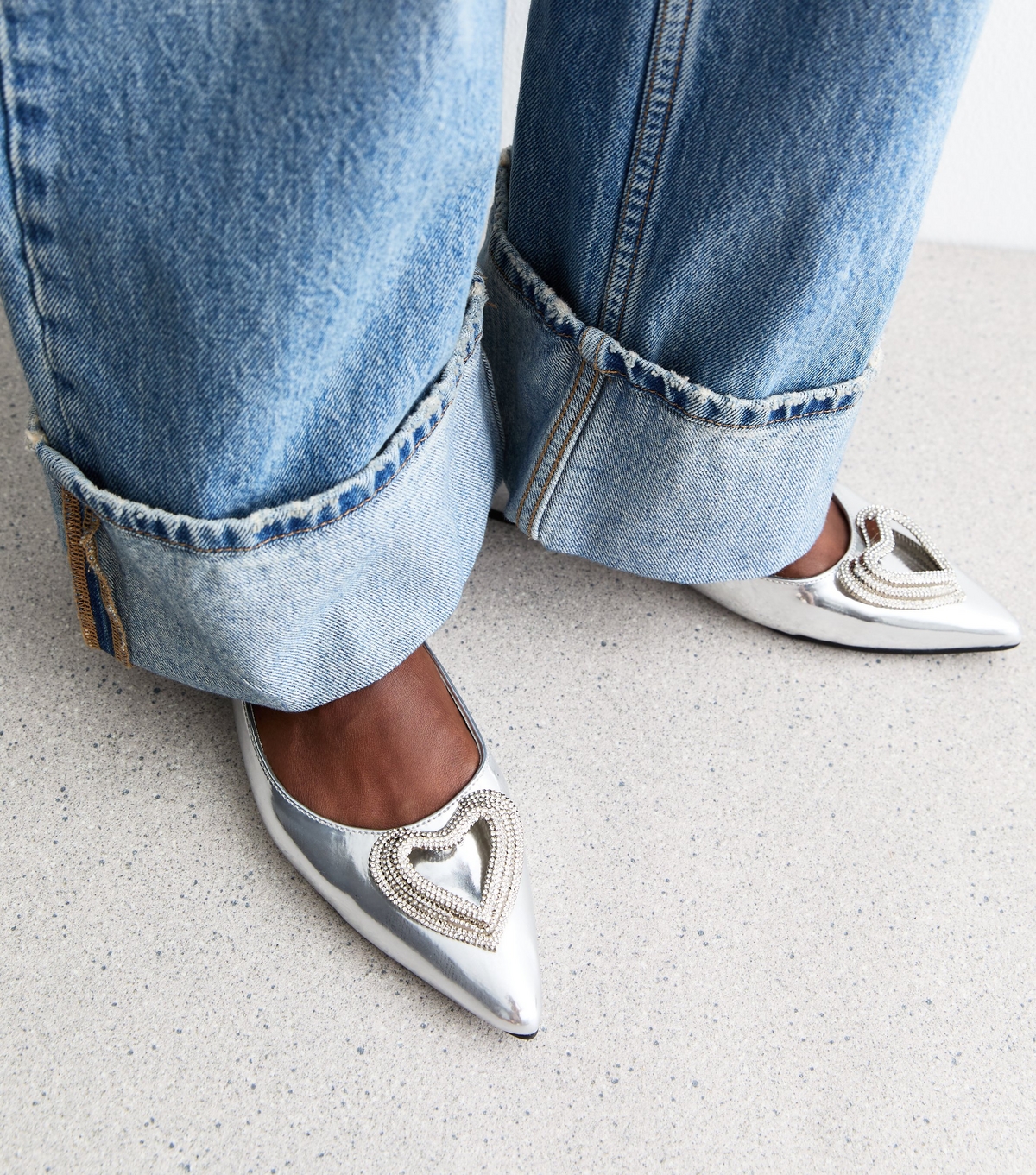 Women's Lilah Metallic Silver Heart Charm Pumps Public Desire New Look