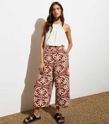 Red Palm-Print Cropped Wide-Leg Trousers