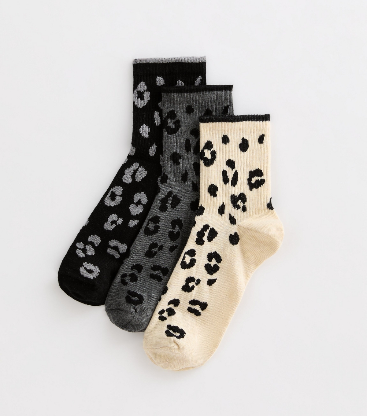 3 Pack of Leopard-Print Ankle Socks New Look