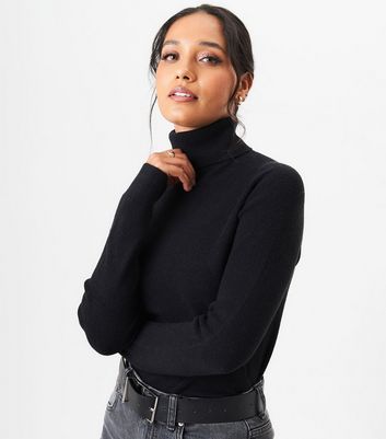 Black jumper high neck hotsell