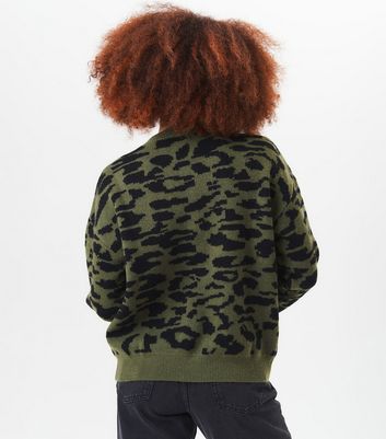 Green leopard print jumper best sale