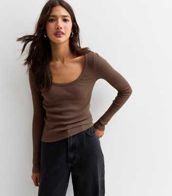 Brown Ribbed Long Sleeve Scoop Neck Top 