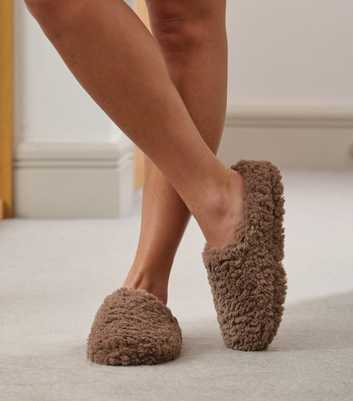 Loungeable Brown Fluffy Mule Slippers 