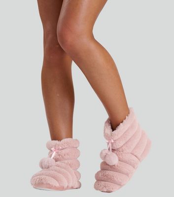 Loungeable Pink Faux Fur Bootie Slippers New Look