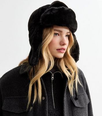 Black Faux Fur Hat New Look