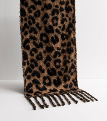 Brown Heavyweight Leopard Print Scarf New Look