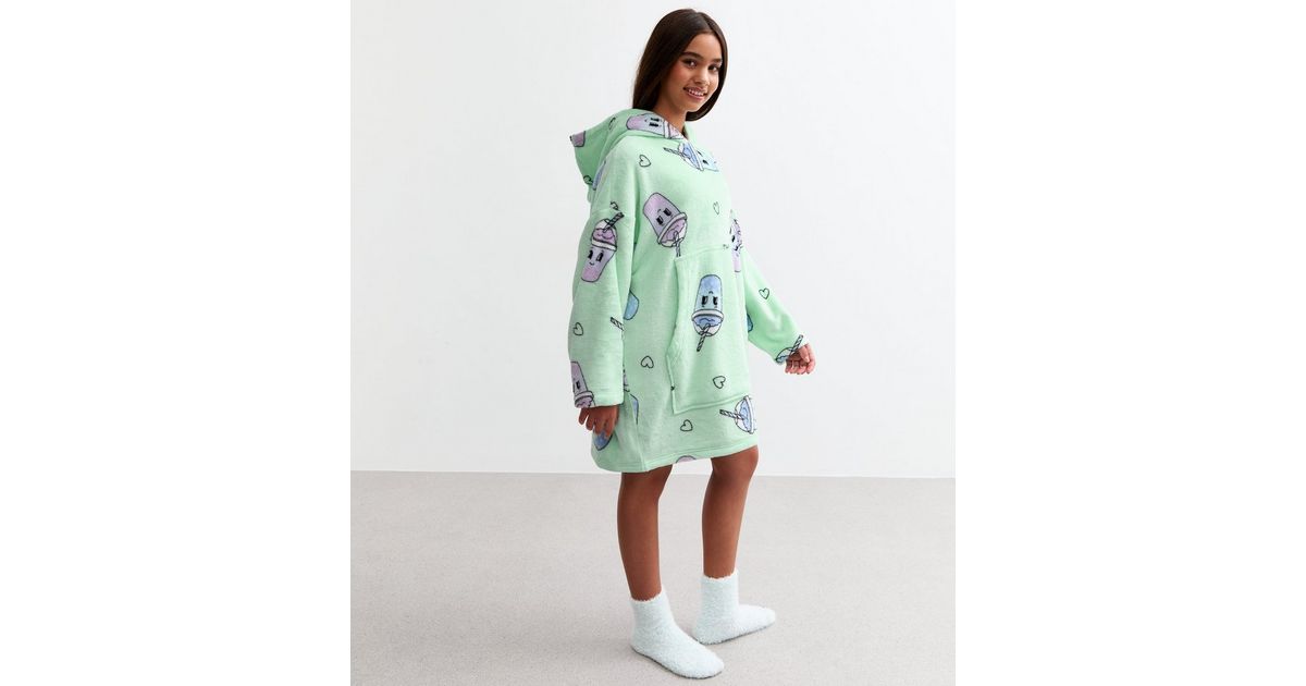 Girls Green Bubble Tea Fleece Blanket Hoodie New Look