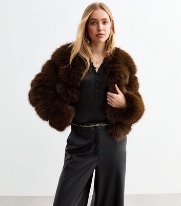 Round Neck Faux Fur Crop Coat main image 1