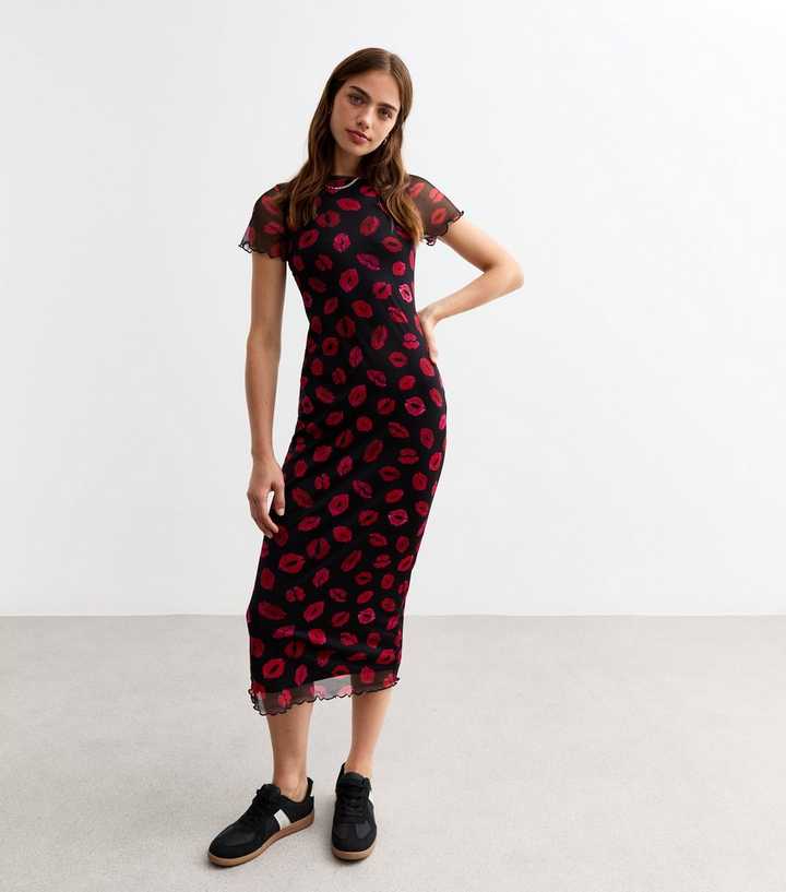 Black Lipstick Print Short Sleeve Mesh Midi Dress