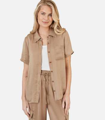 Yumi Stone Wooden Button Pocket Front Shirt