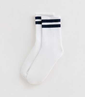 White Stripe Trim Tube Socks