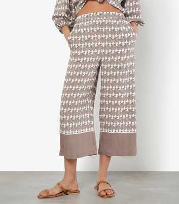 Apricot Stone Geo Print Cropped Trousers