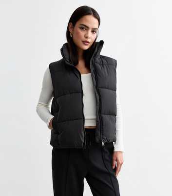 Black Oversized Crop Puffer Gilet