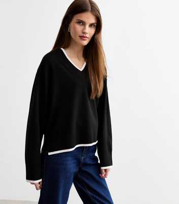 Black Contrast Tipping V-Neck Jumper