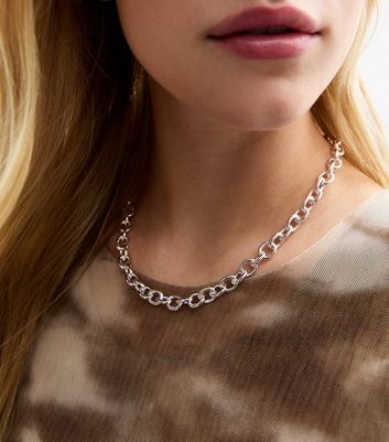 Silver Tone Chain Link Necklace New Look