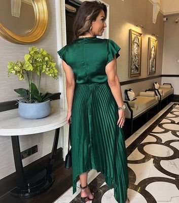 Pleated midi dress green best sale