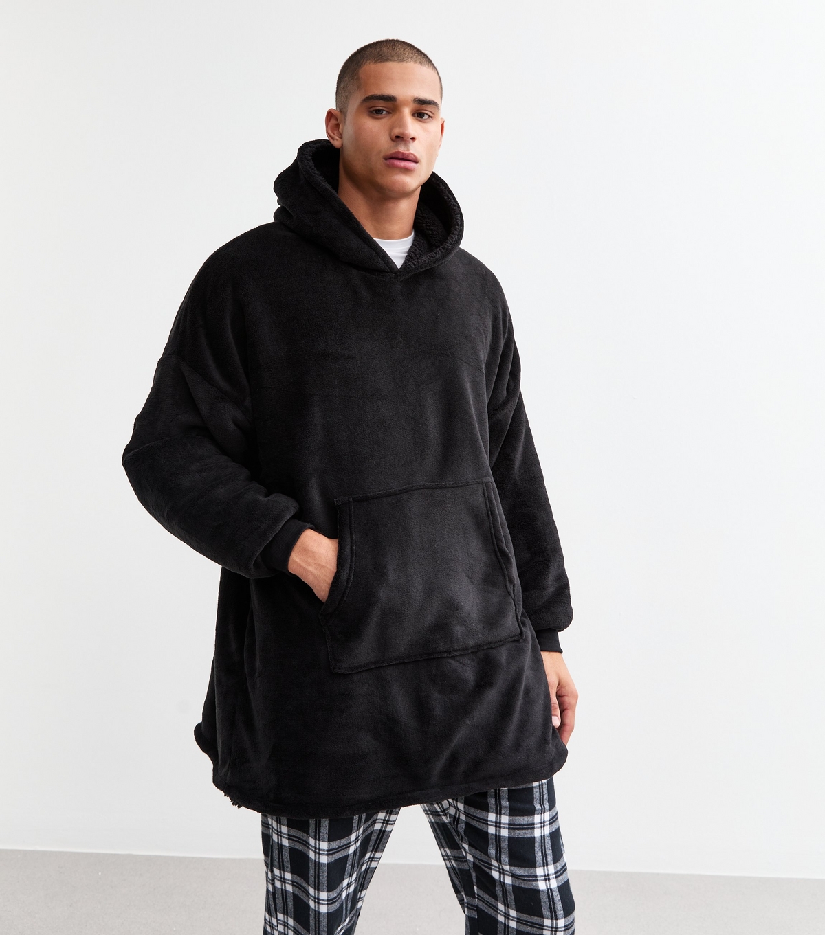 Men's Black Oversized Fleece Blanket Hoodie New Look