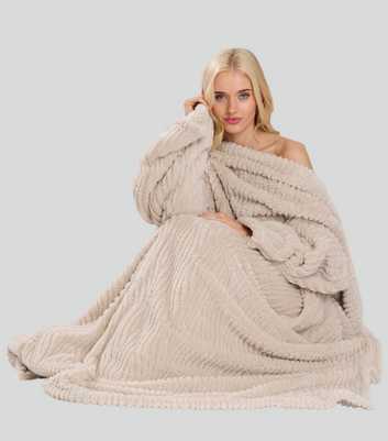 Loungeable Brown Wavy Cut Pattern Sleeved Blanket