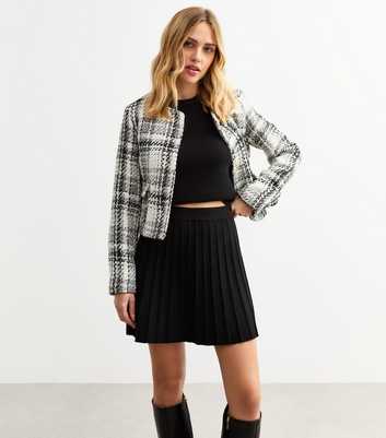 Black Pleated Knit Mini Skirt