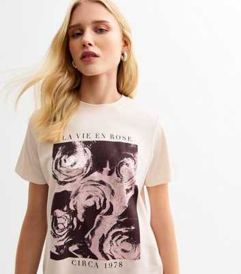 Off White Cotton La Vie En Rose T-Shirt