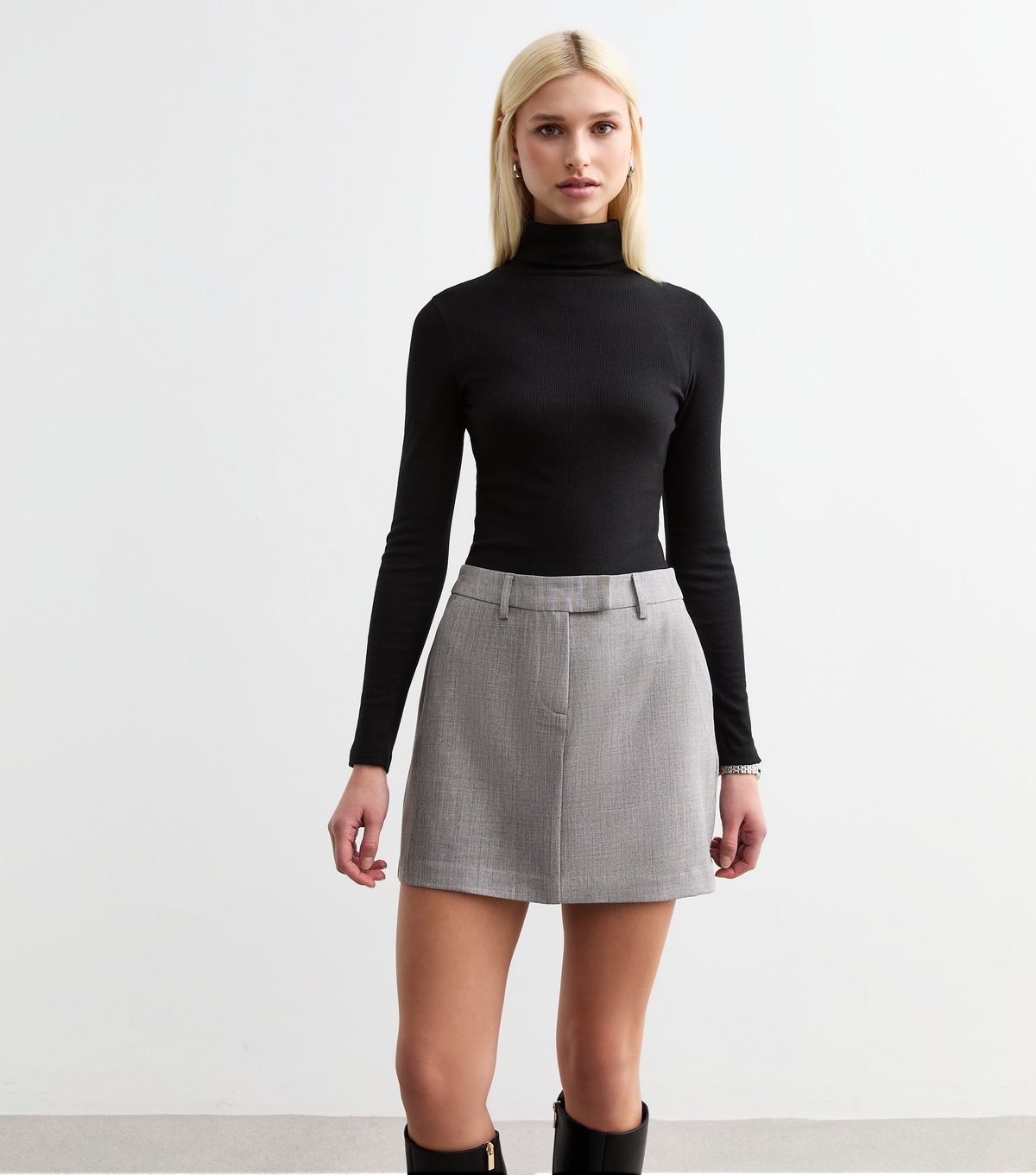 Women's Grey High Waisted A-Line Mini Skirt New Look