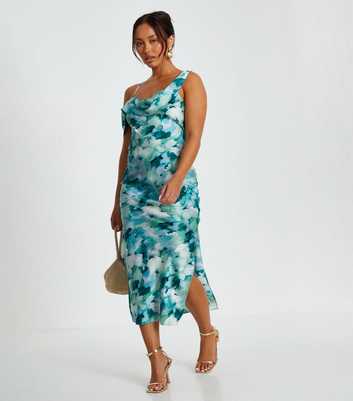 QUIZ Petite Blue Floral Print Midi Dress