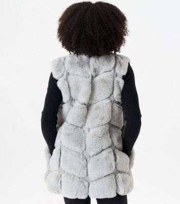 Gini London Grey Faux Fur Gilet New Look