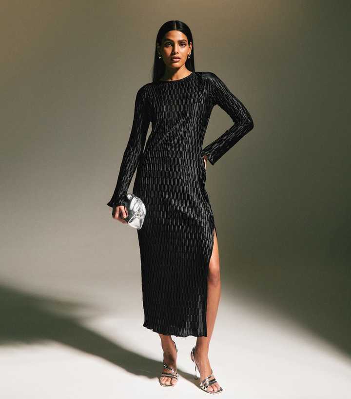 Black Geometric Plisse Pleat Midi Dress