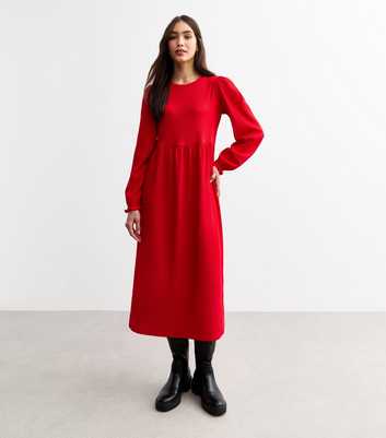 Red Crinkled Long Sleeve Midi Dress