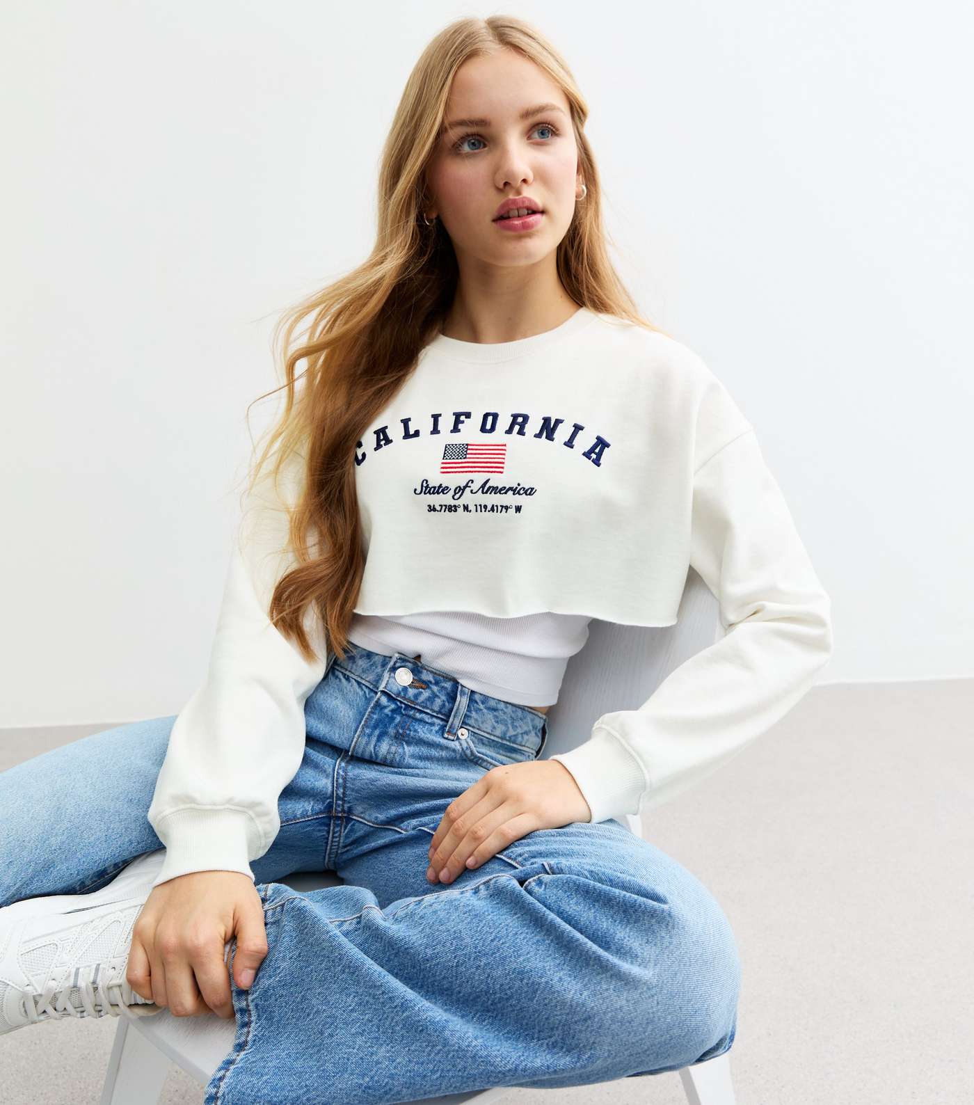 Cali Beautiful Cropped Hoodie Cali Beautiful Cropped Hoodie