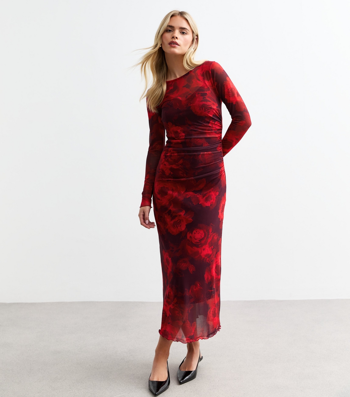 Women's Petite Red Rose Print Mesh Midi Dress New Look