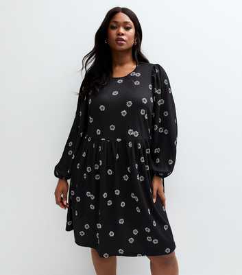 Curves Black Crinkled Jersey Daisy Print Mini Dress