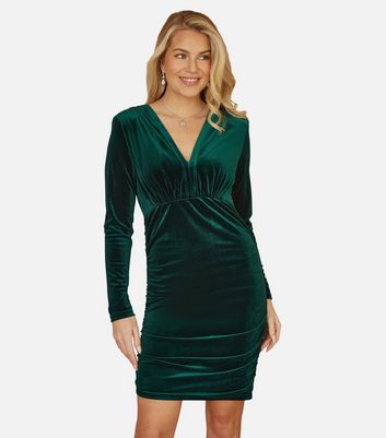 New look green velvet dress hotsell