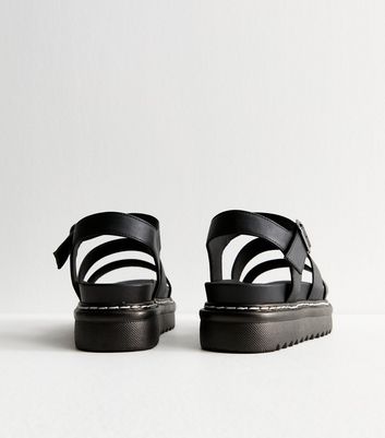 Black and white flatforms online