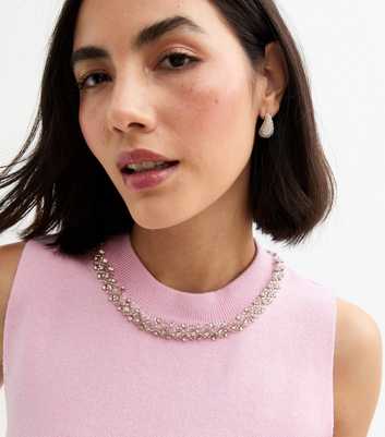 Pink Embellished Collar Knitted Vest