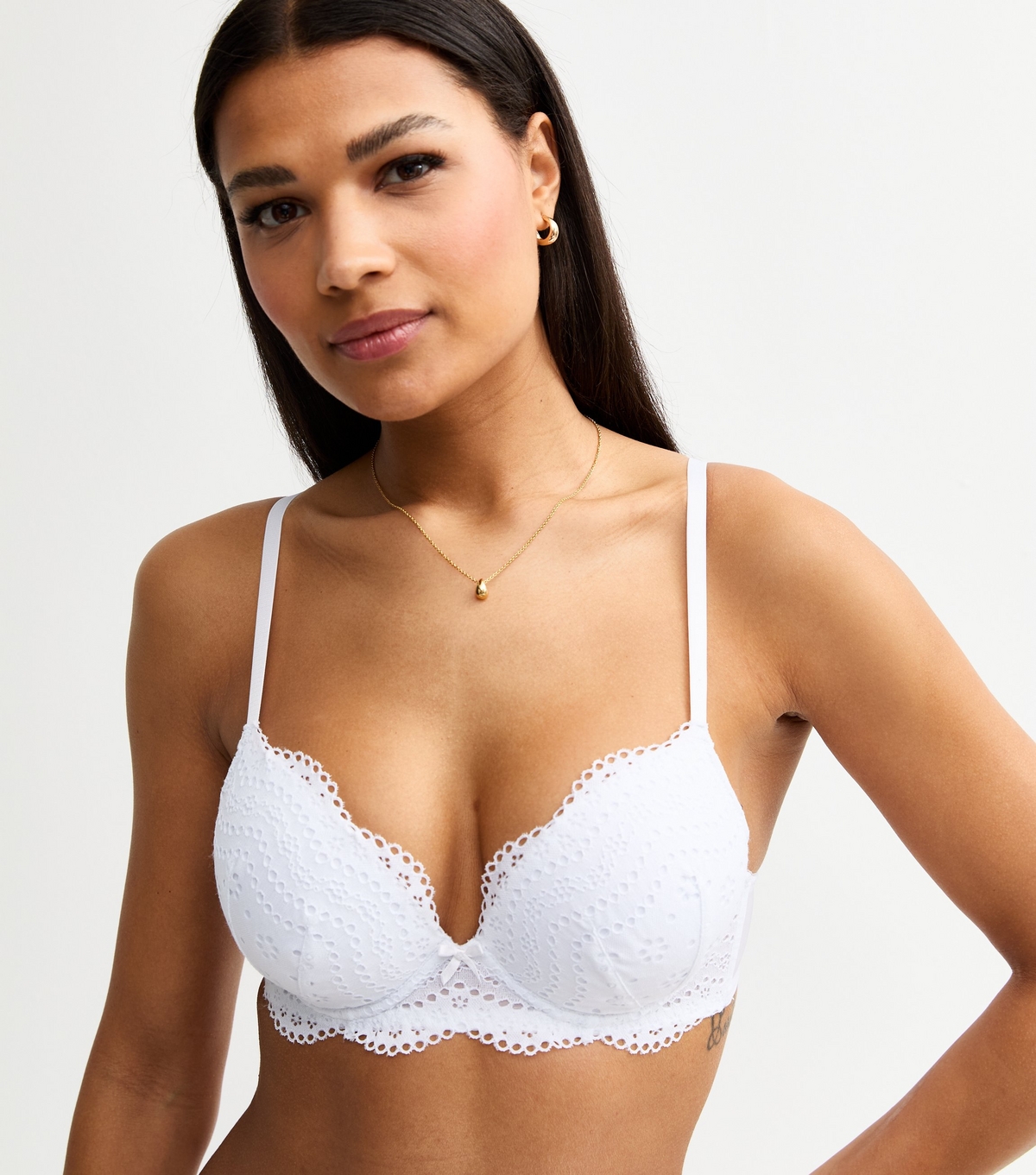 Women's White Broderie Anglaise T-Shirt Bra New Look