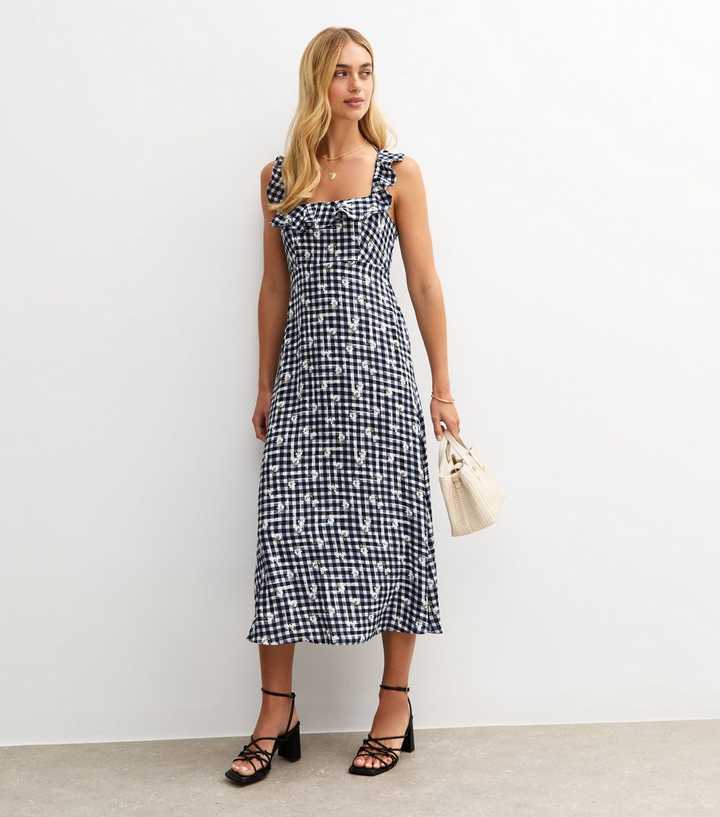 red pleated midi dress A/W 2003 Red Sleeveless Pleated Midi Dress