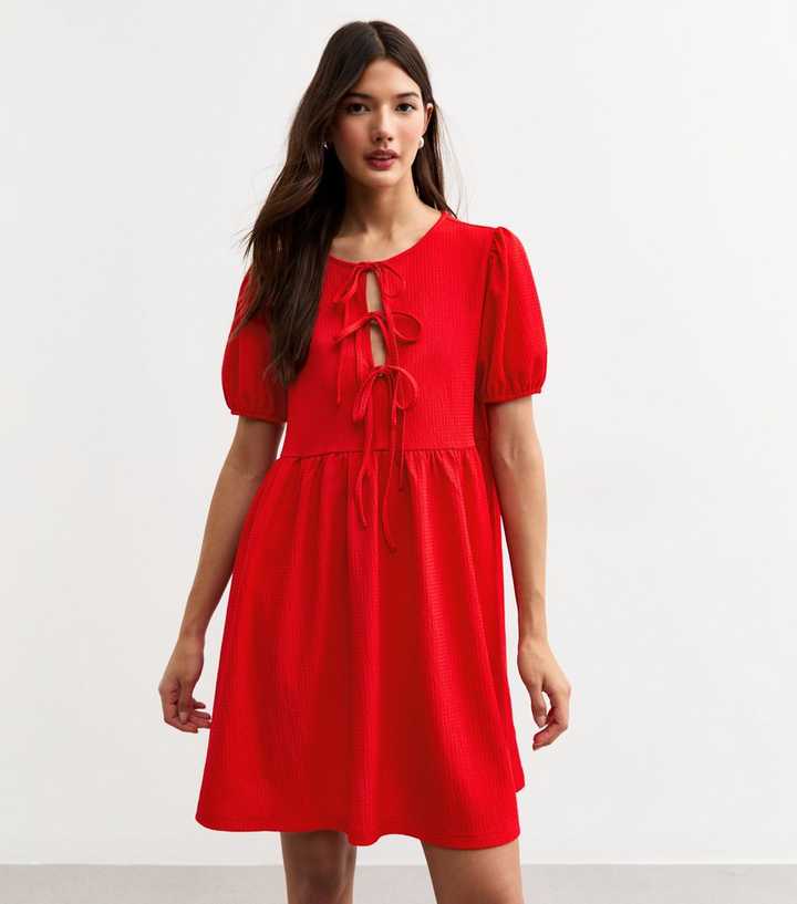Red Crinkled Texture Tie Front Mini Dress