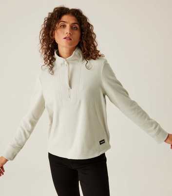 Regatta Cream Branded Badge Fleece Top