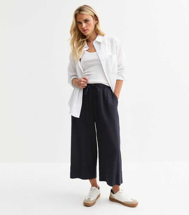 Petite Navy Cropped Wide Leg Trousers